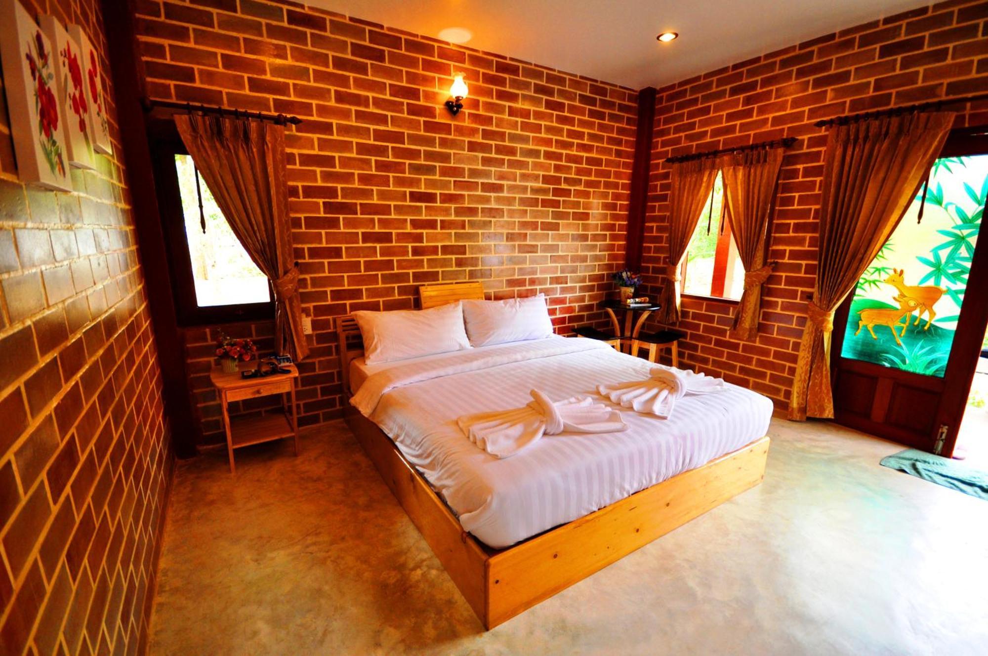Theerama Cottage Suan Phueng Quarto foto